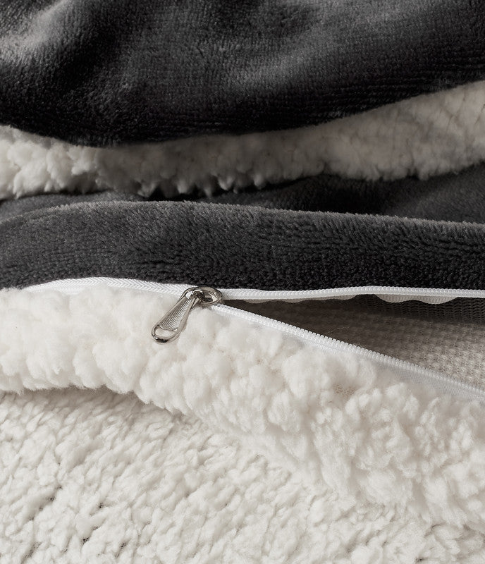 2-in-1 Teddy Sherpa Quilt Cover Set (Queen Size - Charcoal)