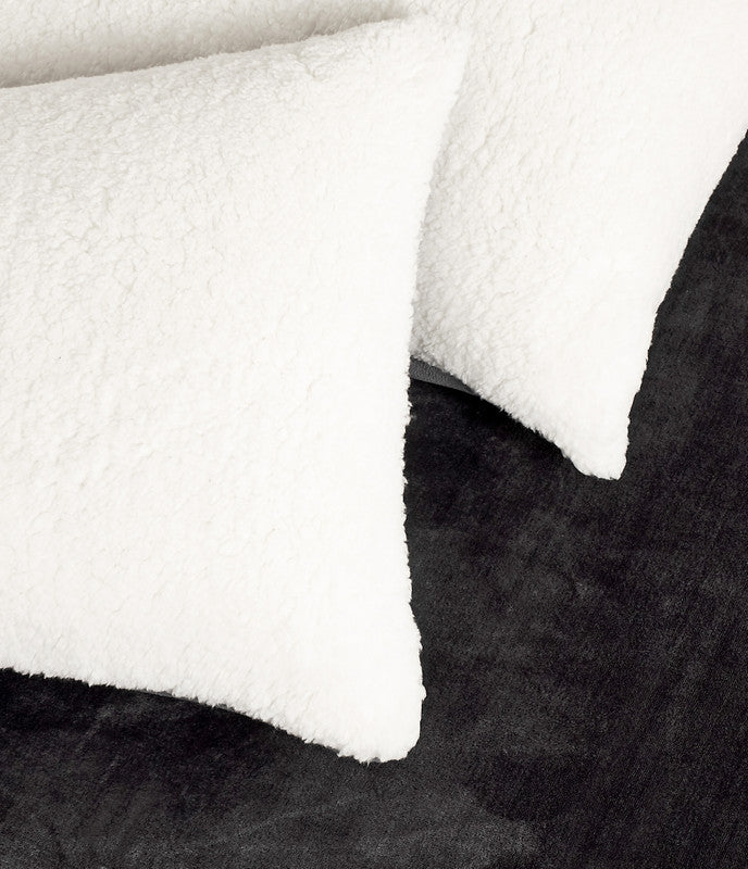 2-in-1 Teddy Sherpa Quilt Cover Set (King Size - Charcoal)