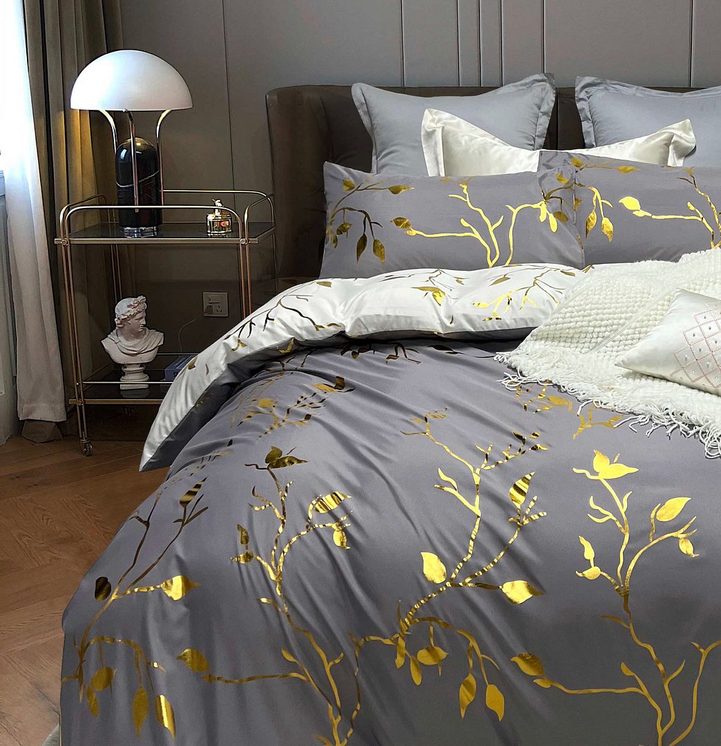 Reversible Design Leaves Grey Super King Size Bed Quilt/Duvet Cover Set
