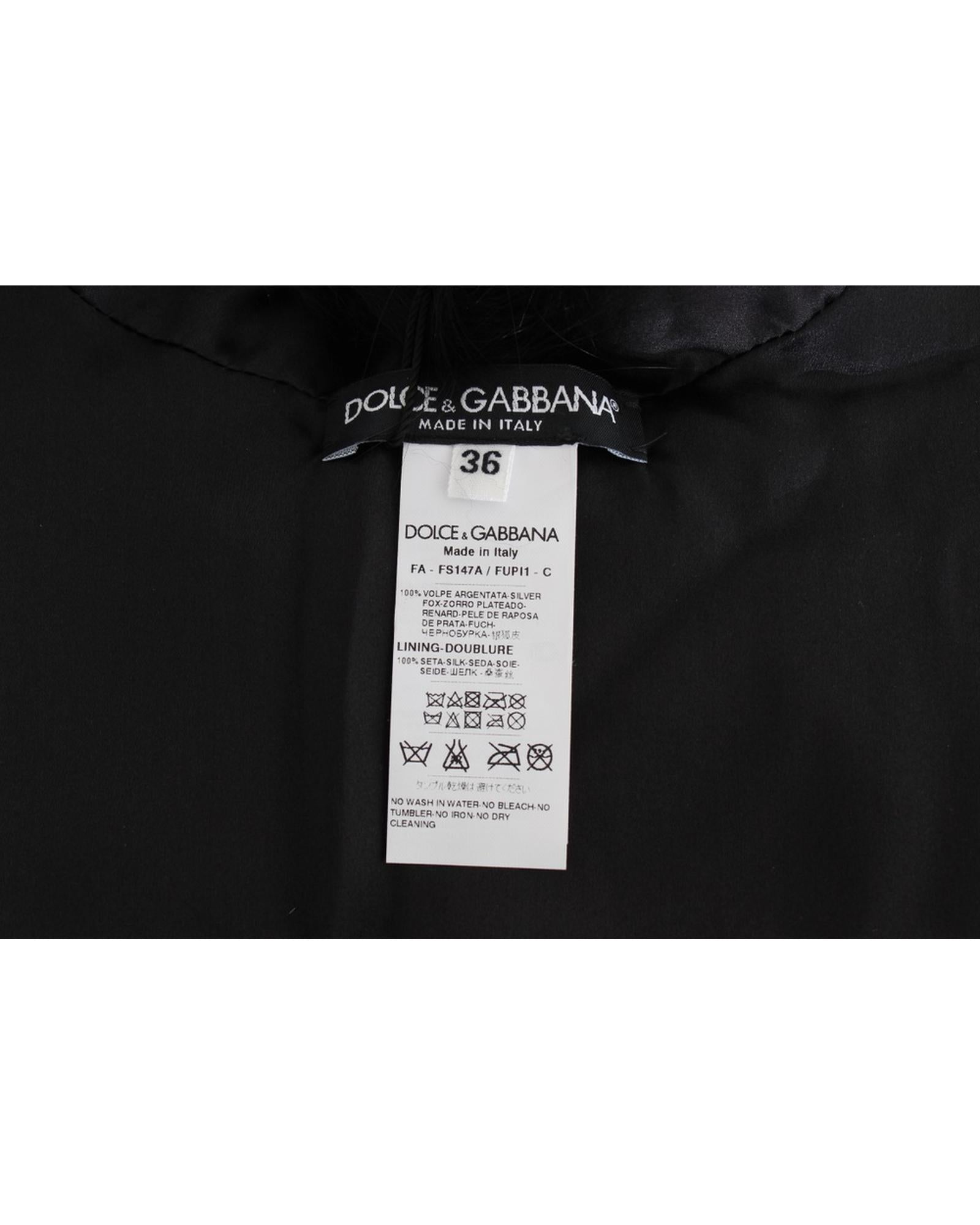 Black Fox Fur Shoulder Wrap by Dolce &amp; Gabbana 40 IT Women